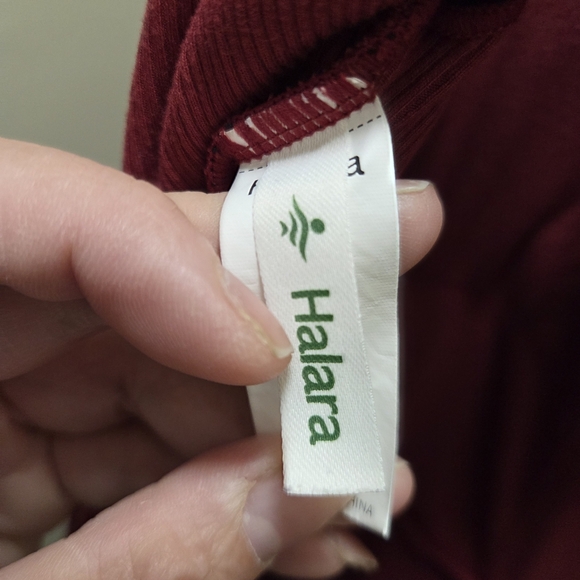 Halara Ribbed Knit Cut-Out Back Stretchy Slouchy Jumpsuit - Picture 9 of 10